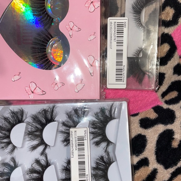 Make Up Bundle - Picture 2 of 10